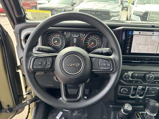 new 2025 Jeep Gladiator car, priced at $42,157