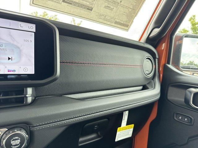 new 2025 Jeep Gladiator car, priced at $50,475