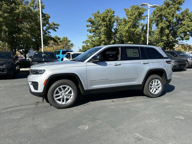 new 2025 Jeep Grand Cherokee car, priced at $42,470