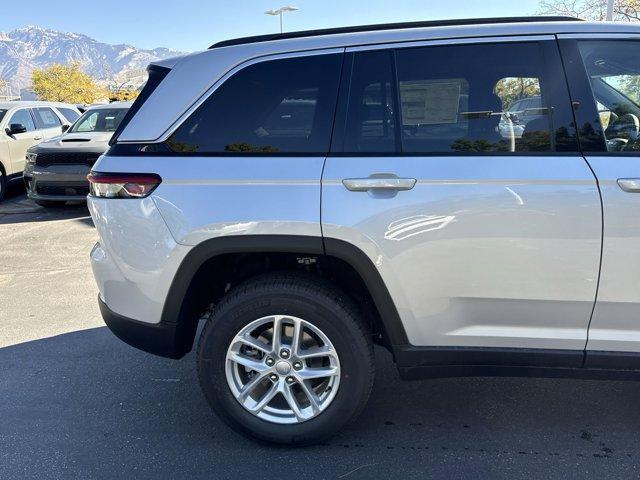 new 2025 Jeep Grand Cherokee car, priced at $42,470