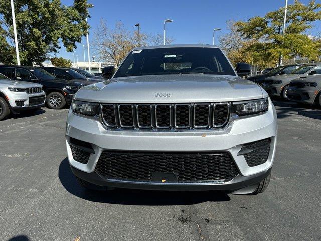 new 2025 Jeep Grand Cherokee car, priced at $42,470