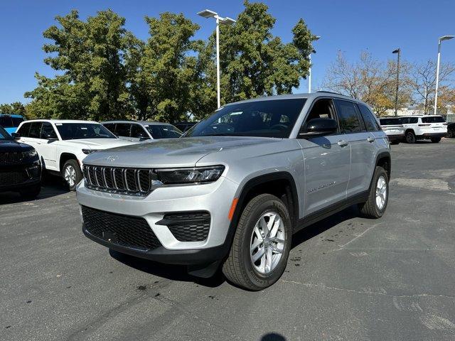 new 2025 Jeep Grand Cherokee car, priced at $42,470