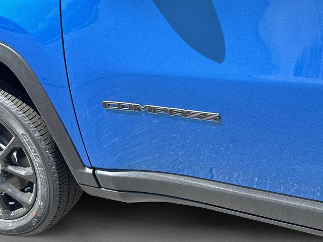 new 2025 Jeep Compass car, priced at $30,058