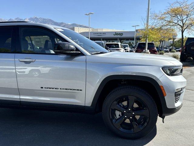 new 2025 Jeep Grand Cherokee car, priced at $49,515