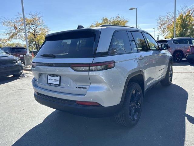 new 2025 Jeep Grand Cherokee car, priced at $49,515