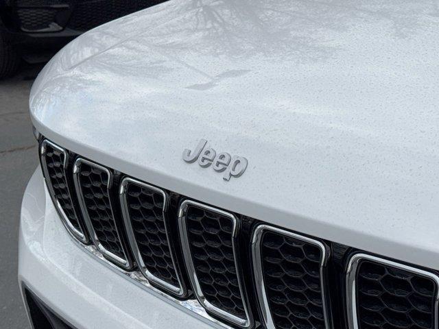 new 2025 Jeep Grand Cherokee car, priced at $56,085