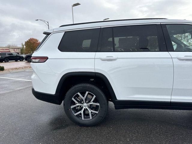 new 2025 Jeep Grand Cherokee L car, priced at $48,195