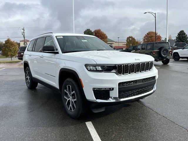 new 2025 Jeep Grand Cherokee L car, priced at $48,195