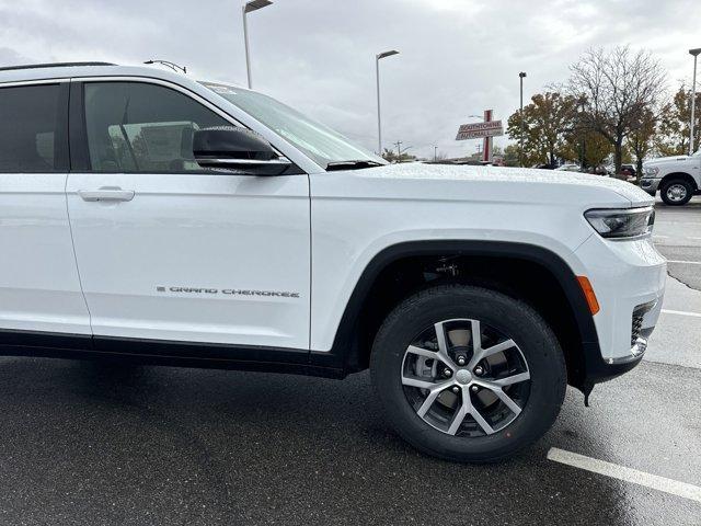 new 2025 Jeep Grand Cherokee L car, priced at $48,195