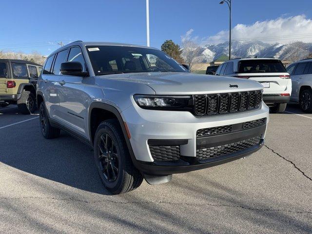 new 2025 Jeep Grand Cherokee L car, priced at $49,074