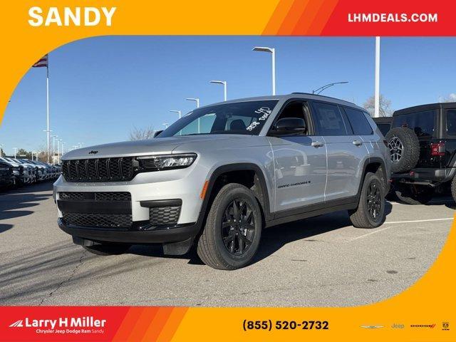 new 2025 Jeep Grand Cherokee L car, priced at $49,074