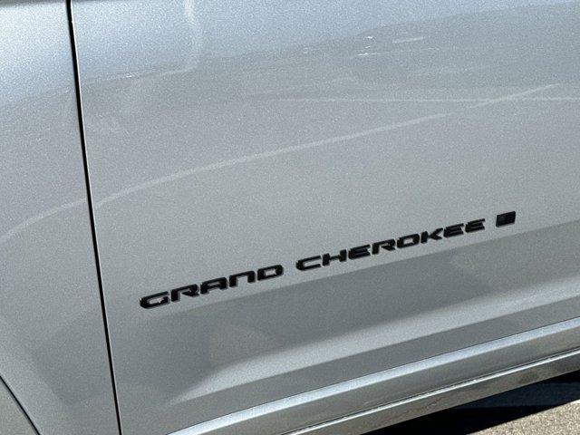 new 2025 Jeep Grand Cherokee car, priced at $69,725