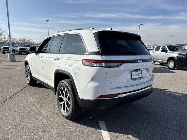 new 2025 Jeep Grand Cherokee car, priced at $45,237