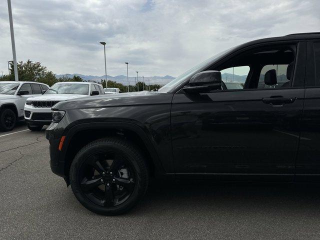 new 2024 Jeep Grand Cherokee car, priced at $52,065