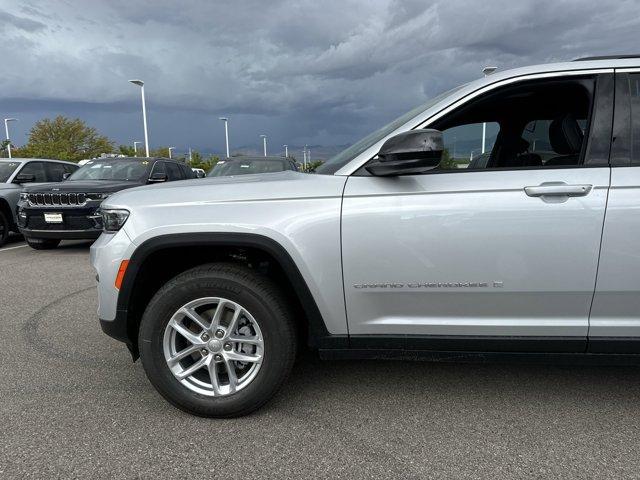 new 2024 Jeep Grand Cherokee car, priced at $36,500