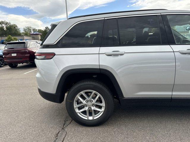 new 2024 Jeep Grand Cherokee car, priced at $36,500