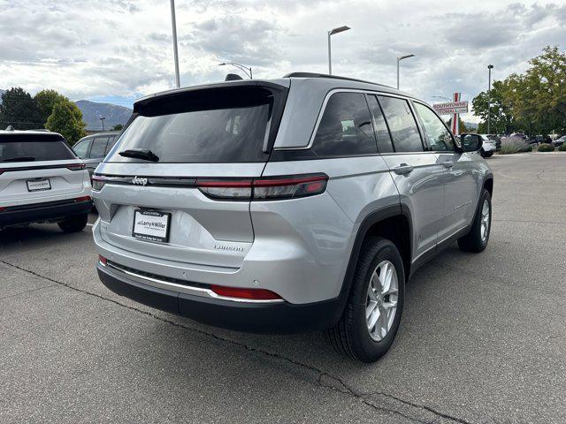 new 2024 Jeep Grand Cherokee car, priced at $35,091