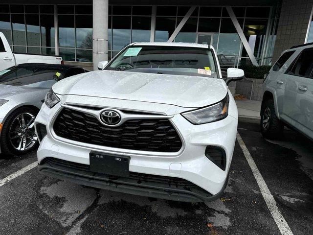 used 2023 Toyota Highlander car, priced at $38,953