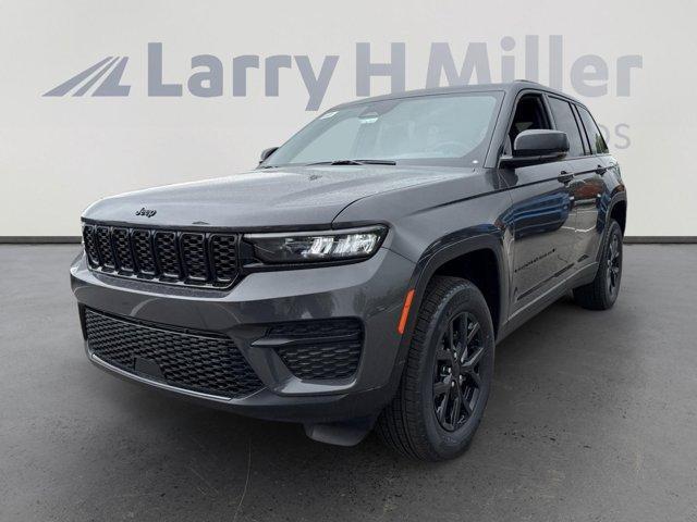 new 2025 Jeep Grand Cherokee car, priced at $43,705