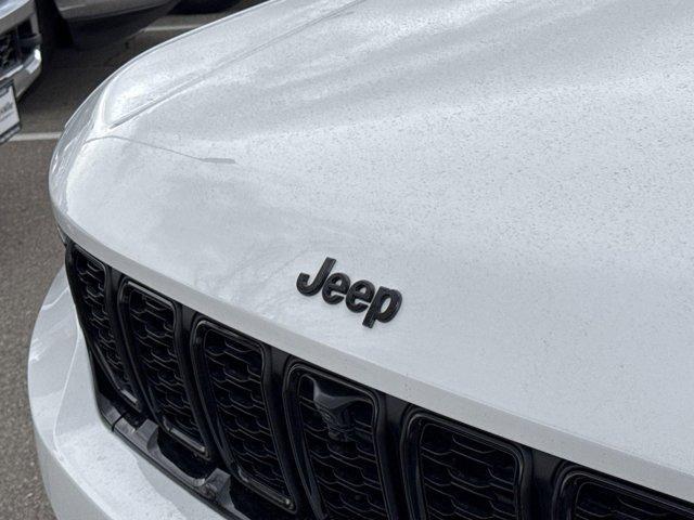 new 2025 Jeep Grand Cherokee car, priced at $50,586