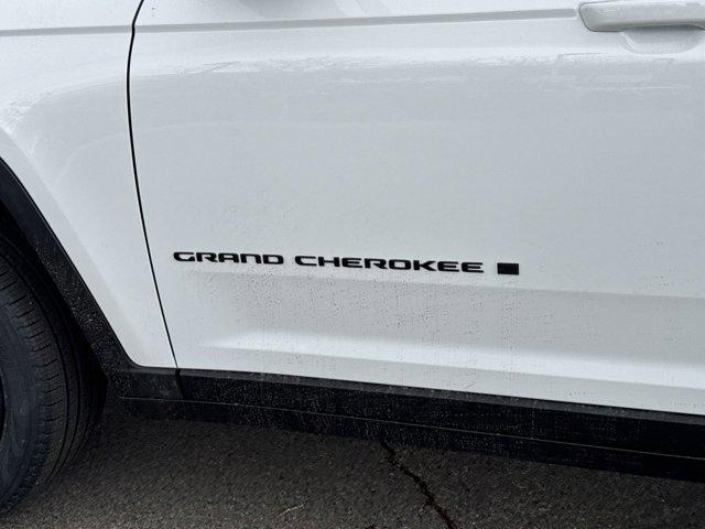 new 2025 Jeep Grand Cherokee car, priced at $51,586