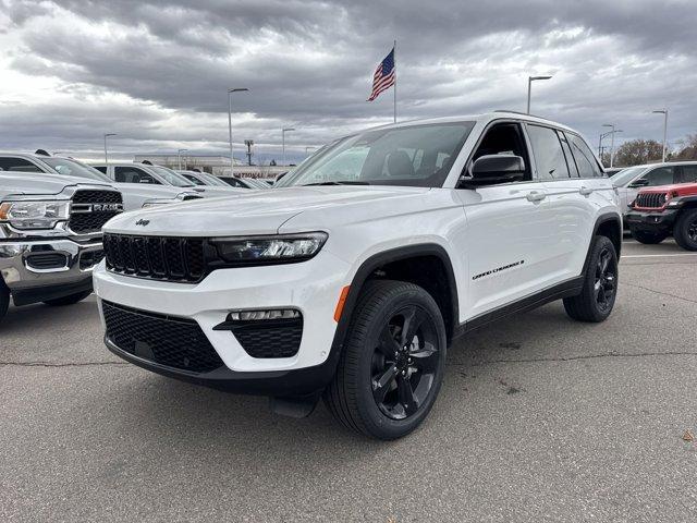 new 2025 Jeep Grand Cherokee car, priced at $51,586