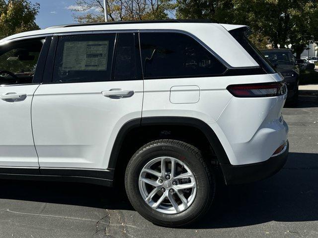 new 2025 Jeep Grand Cherokee car, priced at $41,875