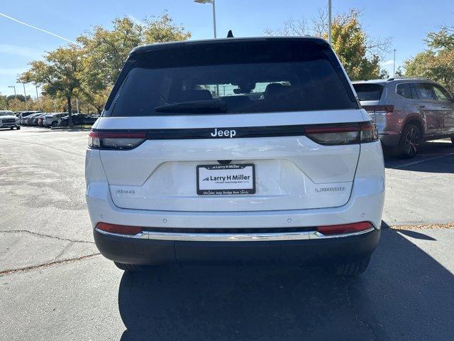 new 2025 Jeep Grand Cherokee car, priced at $41,875