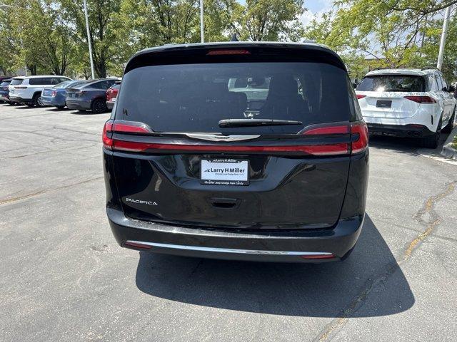 used 2022 Chrysler Pacifica car, priced at $21,586