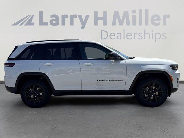 new 2025 Jeep Grand Cherokee car, priced at $42,110