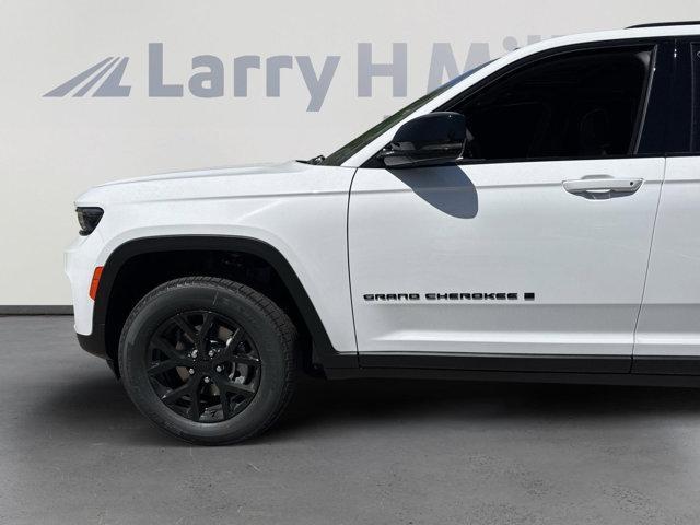 new 2025 Jeep Grand Cherokee car, priced at $42,110