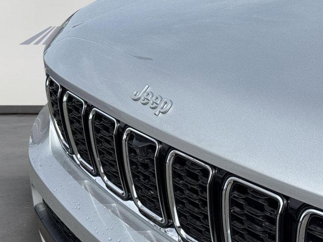 new 2025 Jeep Grand Cherokee L car, priced at $52,394