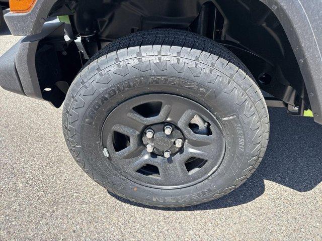 new 2025 Jeep Wrangler car, priced at $41,569