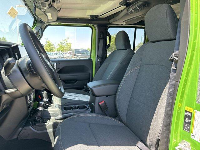 new 2025 Jeep Wrangler car, priced at $41,569