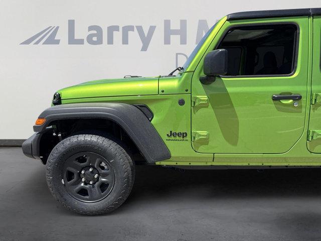 new 2025 Jeep Wrangler car, priced at $41,569