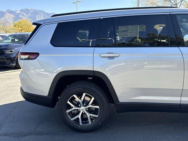 new 2025 Jeep Grand Cherokee L car, priced at $46,733