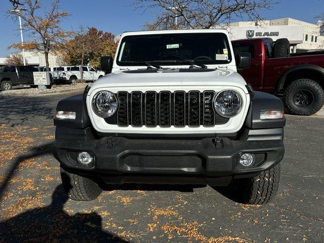 new 2025 Jeep Wrangler car, priced at $39,800