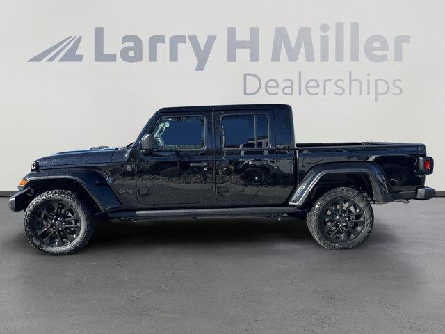 new 2025 Jeep Gladiator car, priced at $43,949