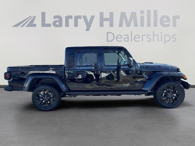 new 2025 Jeep Gladiator car, priced at $43,949