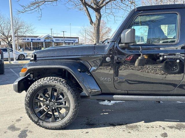 new 2025 Jeep Gladiator car, priced at $43,949