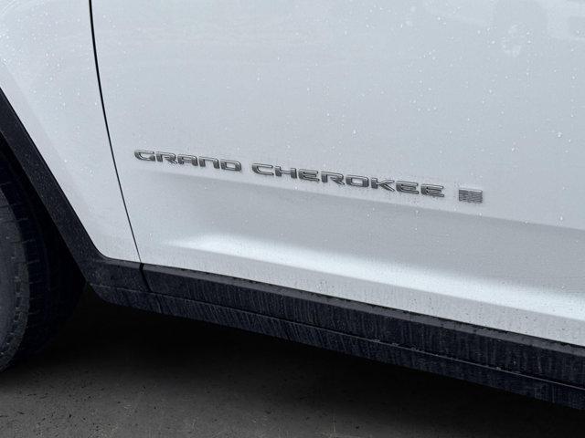 new 2025 Jeep Grand Cherokee car, priced at $48,132