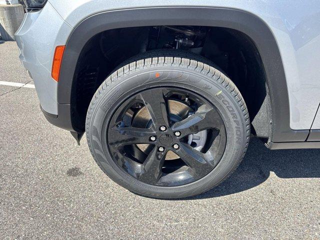 new 2025 Jeep Grand Cherokee L car, priced at $50,061