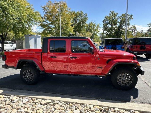 new 2024 Jeep Gladiator car, priced at $45,357