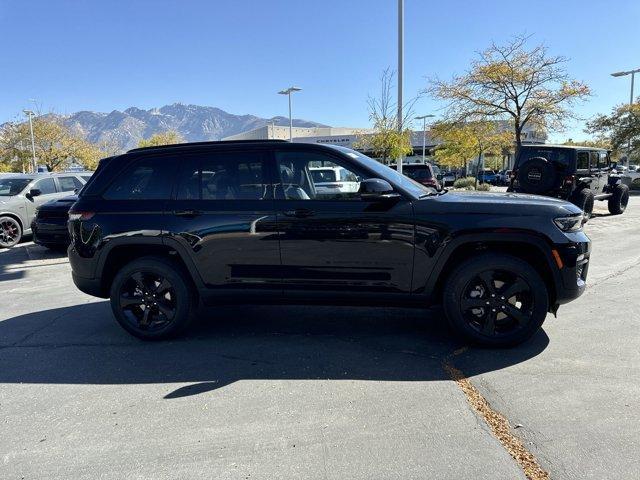 new 2025 Jeep Grand Cherokee car, priced at $56,730