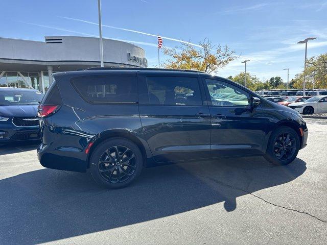 new 2025 Chrysler Pacifica car, priced at $52,255