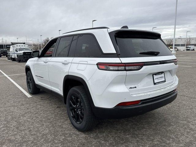 new 2025 Jeep Grand Cherokee car, priced at $43,578