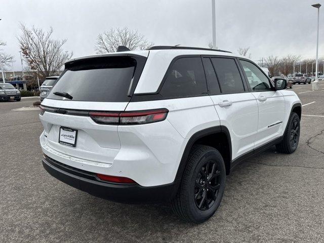 new 2025 Jeep Grand Cherokee car, priced at $43,578