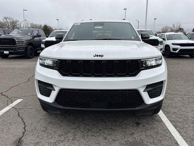 new 2025 Jeep Grand Cherokee car, priced at $43,578