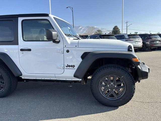 new 2025 Jeep Wrangler car, priced at $39,016