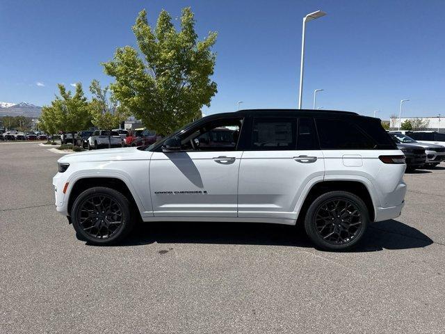 new 2025 Jeep Grand Cherokee car, priced at $66,725